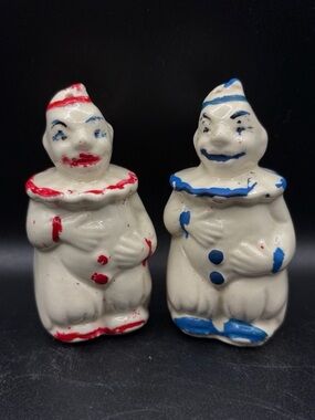 Vintage creepy carnival clown Salt & Pepper Shakers - with lil’ butts
